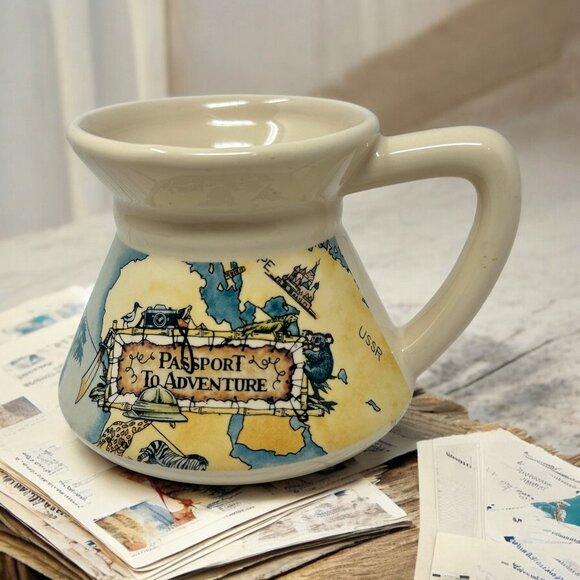 No Spill Travel Coffee Mug Passport to Adventure Map Atlas Vintage Applause - Picture 1 of 11